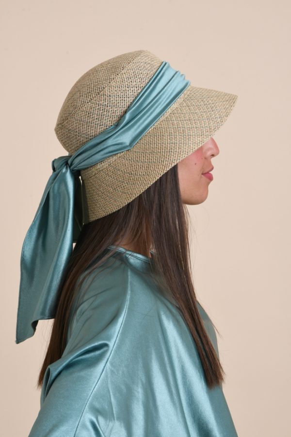 Bob agrémenté de Tissu maillot assorti